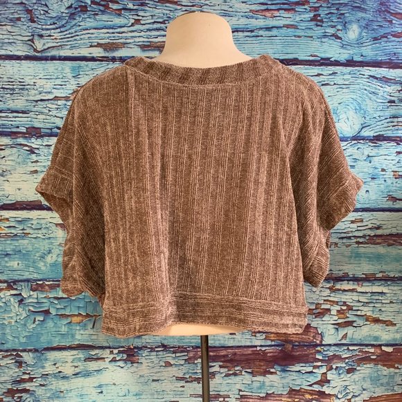 Urban Outfitters Oversized Short Dolman Sleeve Cropped Sweater - Picture 6 of 7